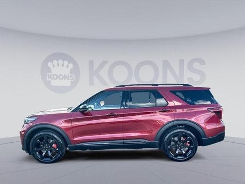 2022 Ford Explorer ST