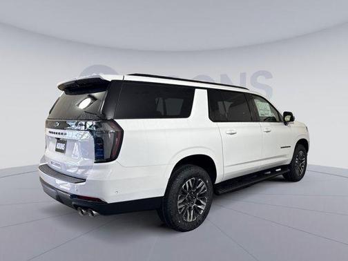 2026 Chevrolet Suburban Z71, 4WD