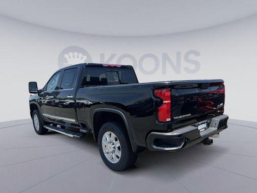 2025 Chevrolet Silverado 1500 High Country