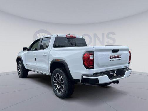 2025 GMC Canyon Base