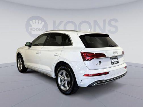 Ibis White 2023 Audi Q5 40 Premium