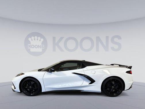 2022 Chevrolet Corvette Stingray w/3LT