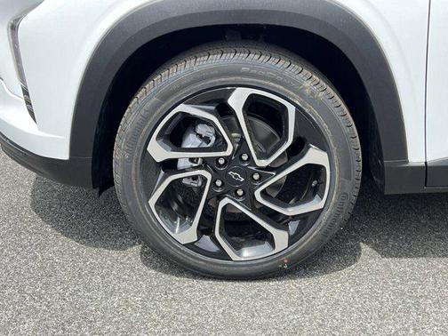 2025 Chevrolet Trax FWD 2RS