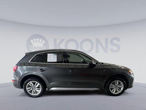 2022 Audi Q5 45 S line Premium