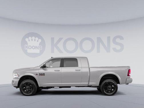 2017 RAM 3500 Laramie Crew Cab 4x4 6'4' Box