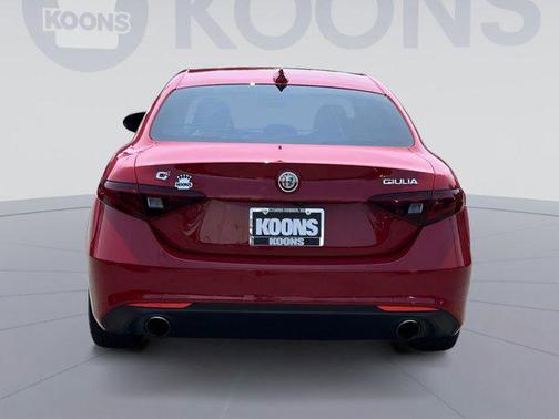 2020 Alfa Romeo Giulia Base