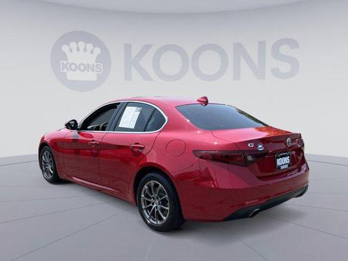 2020 Alfa Romeo Giulia Base