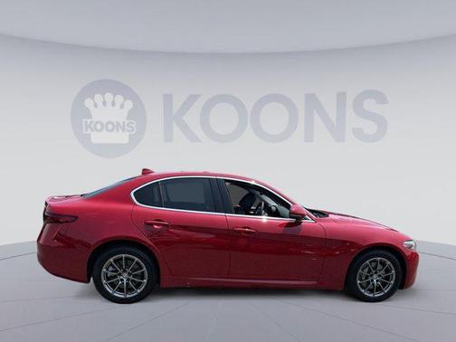 2020 Alfa Romeo Giulia Base