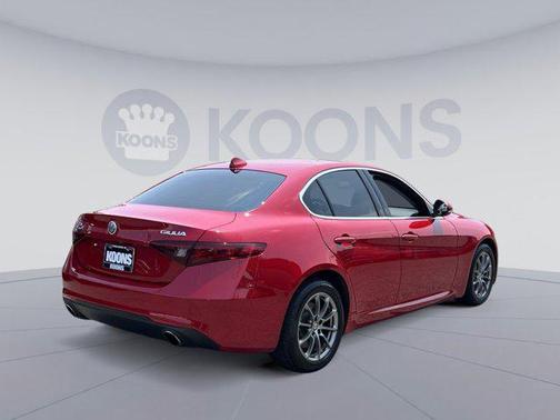 2020 Alfa Romeo Giulia Base