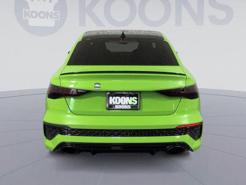 Kyalami Green 2022 Audi RS 3 TFSI quattro S tronic