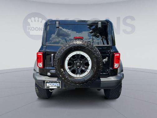 SHADOW BLACK 2024 Ford Bronco Black Diamond