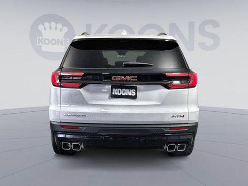 2026 GMC Acadia AWD AT4