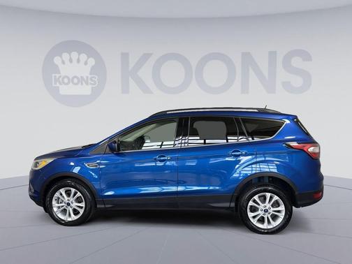 LIGHTNING BLUE METALLIC 2017 Ford Escape SE