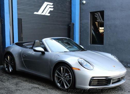 2022 Porsche 911 Carrera