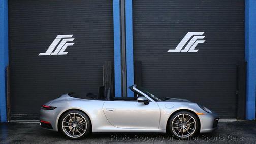 2022 Porsche 911 Carrera