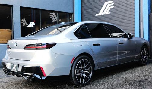 2023 BMW 760 i xDrive