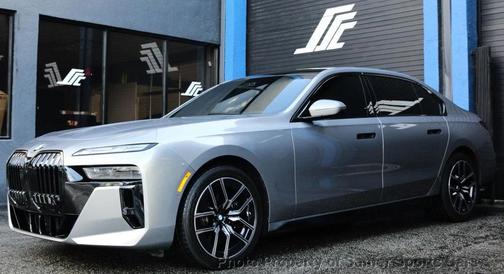 2023 BMW 760 i xDrive