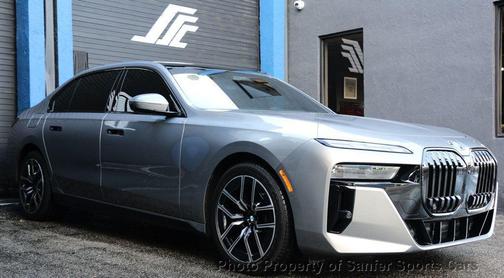 2023 BMW 760 i xDrive