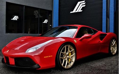 2016 Ferrari 488 GTB 2dr Coupe