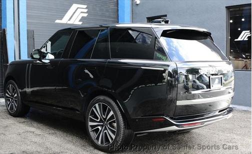 2024 Land Rover Range Rover P400 SE