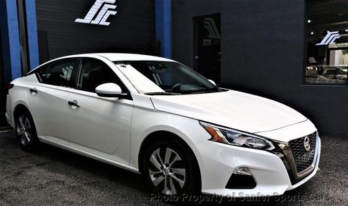 2022 Nissan Altima S FWD