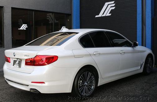 2020 BMW 540 540i