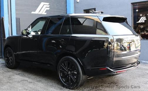 2025 Land Rover Range Rover P400 SE