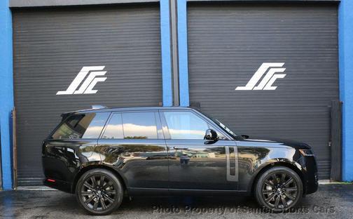2025 Land Rover Range Rover P400 SE