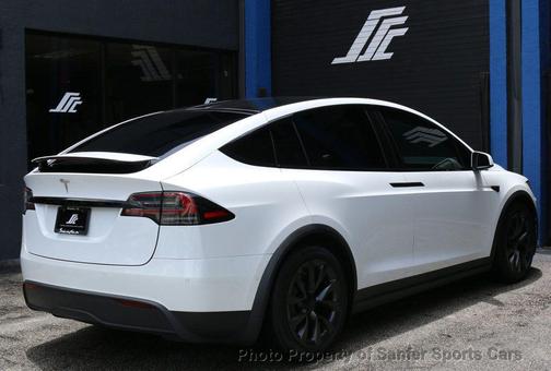 2023 Tesla Model X Standard Range