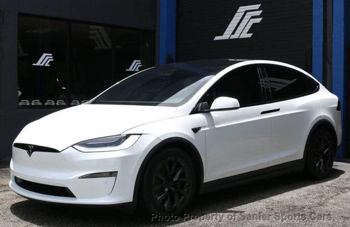 2023 Tesla Model X Standard Range