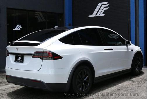2023 Tesla Model X Standard Range