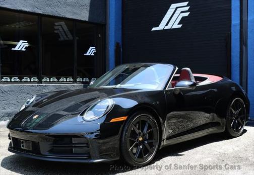 2025 Porsche 911 Carrera