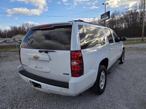 2011 Chevrolet Suburban 1500 LT