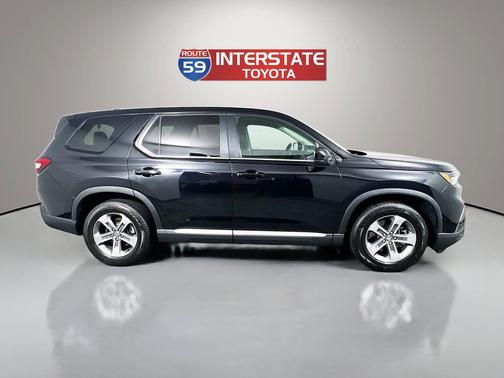 Crystal Black Pearl 2024 Honda Pilot EX-L