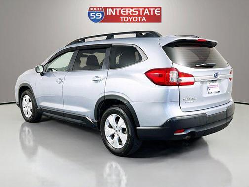 Ice Silver Metallic 2022 Subaru Ascent Base 8-Passenger