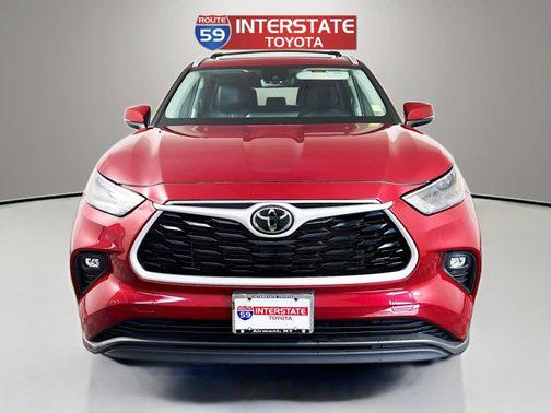 Ruby Flare Pearl 2023 Toyota Highlander XLE