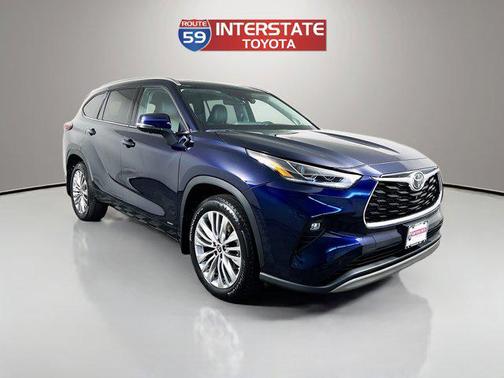 2025 Toyota Highlander Hybrid Platinum