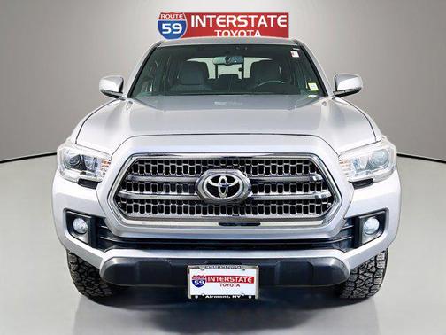 2016 Toyota Tacoma SR