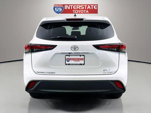 2025 Toyota Highlander 