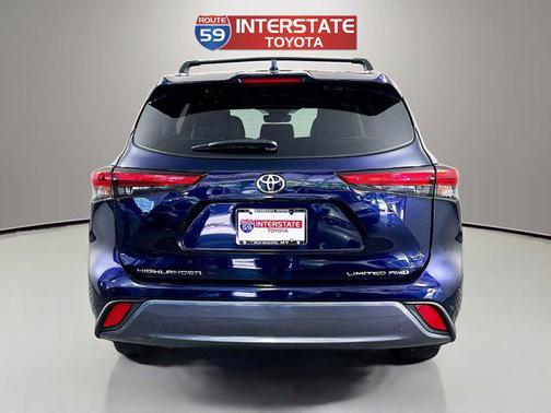 2022 Toyota Highlander Limited