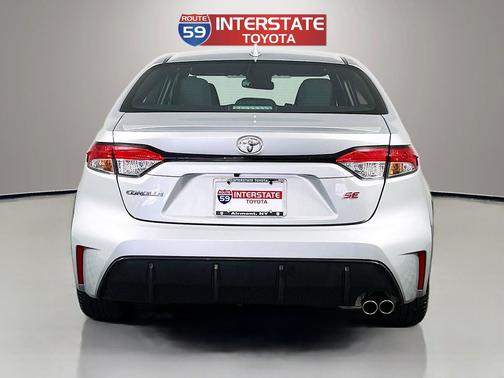 Classic Silver Metallic 2023 Toyota Corolla SE