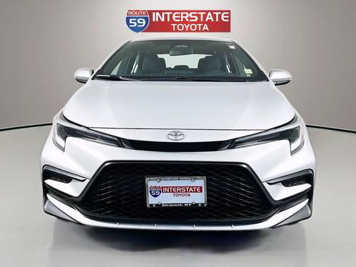 Classic Silver Metallic 2023 Toyota Corolla SE