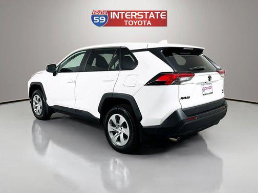2022 Toyota RAV4 LE