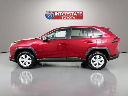 2022 Toyota RAV4 LE