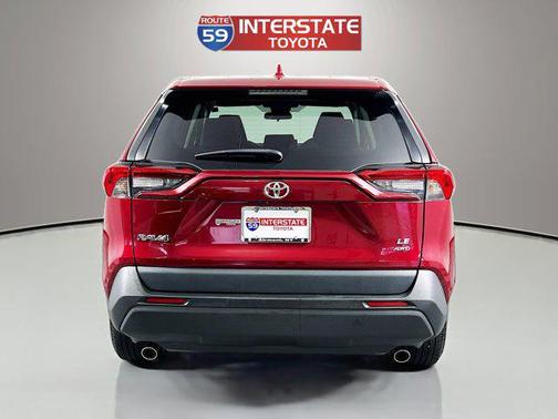 2022 Toyota RAV4 LE