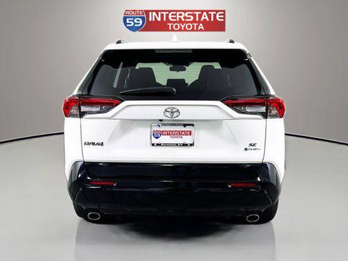2025 Toyota RAV4 Hybrid SE