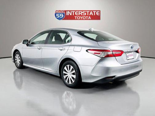 2019 Toyota Camry Hybrid LE