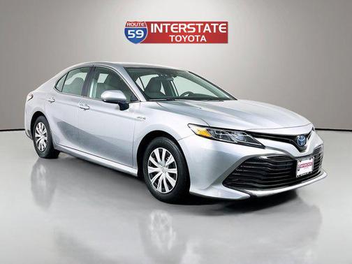 2019 Toyota Camry Hybrid LE