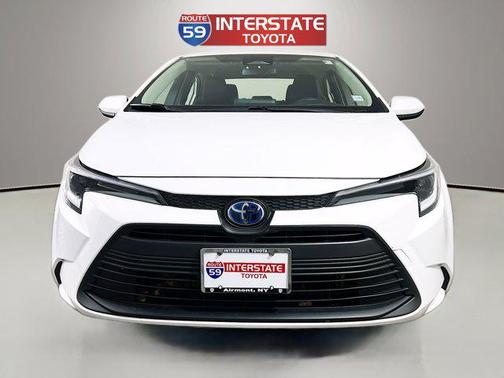 2024 Toyota Corolla Hybrid LE