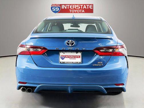 2024 Toyota Camry Hybrid SE